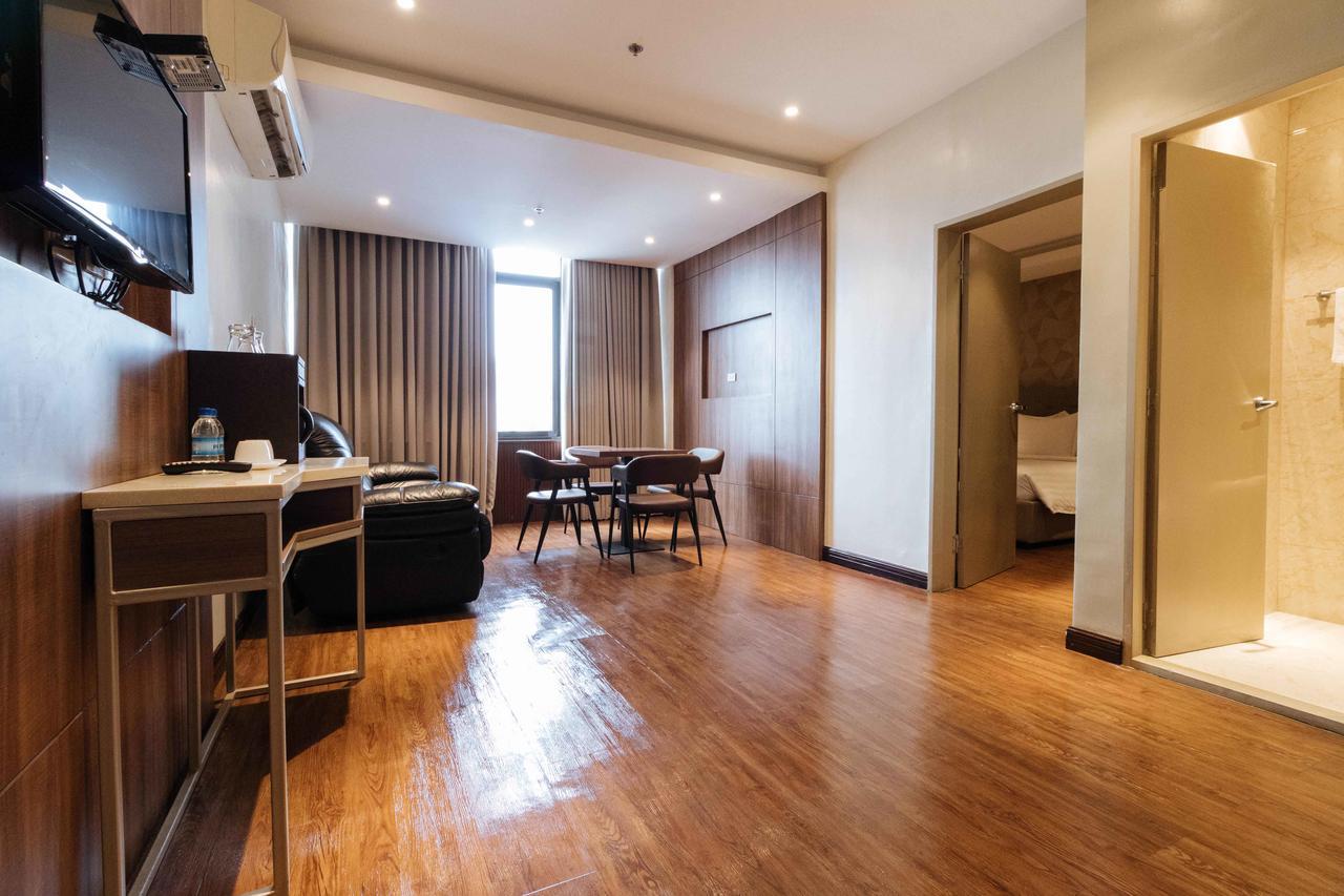 Reddoorz Premium @ South Triangle Quezon City Ngoại thất bức ảnh