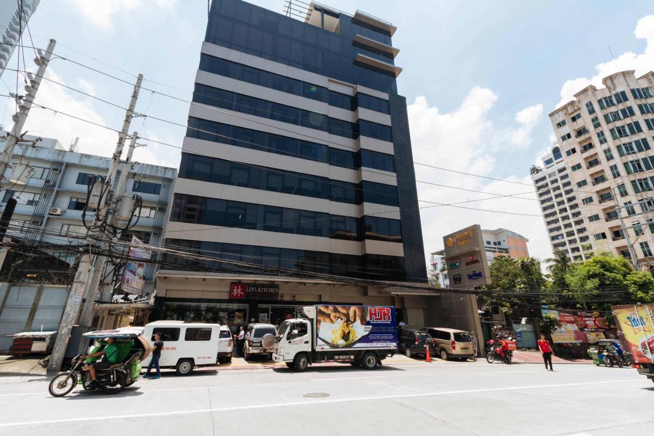 Reddoorz Premium @ South Triangle Quezon City Ngoại thất bức ảnh