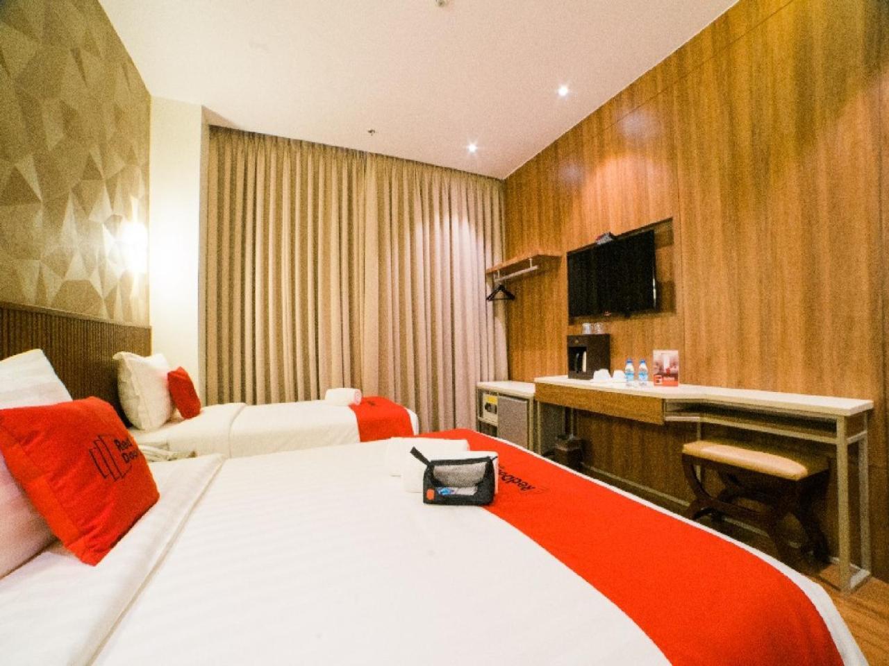 Reddoorz Premium @ South Triangle Quezon City Ngoại thất bức ảnh