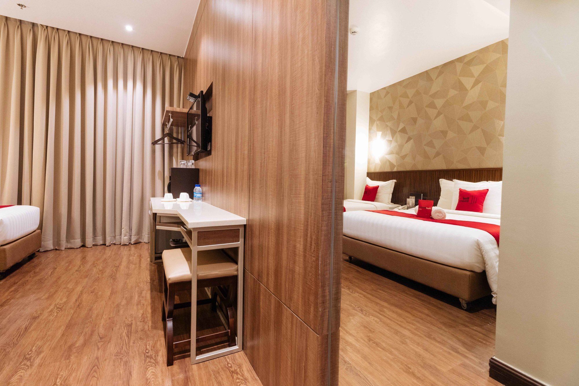 Reddoorz Premium @ South Triangle Quezon City Ngoại thất bức ảnh