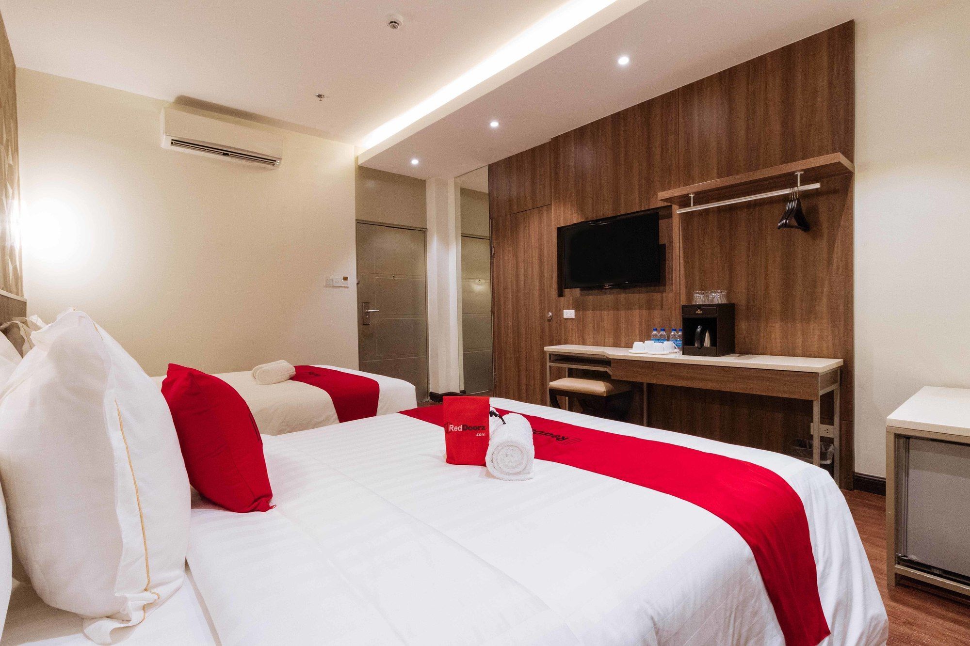 Reddoorz Premium @ South Triangle Quezon City Ngoại thất bức ảnh
